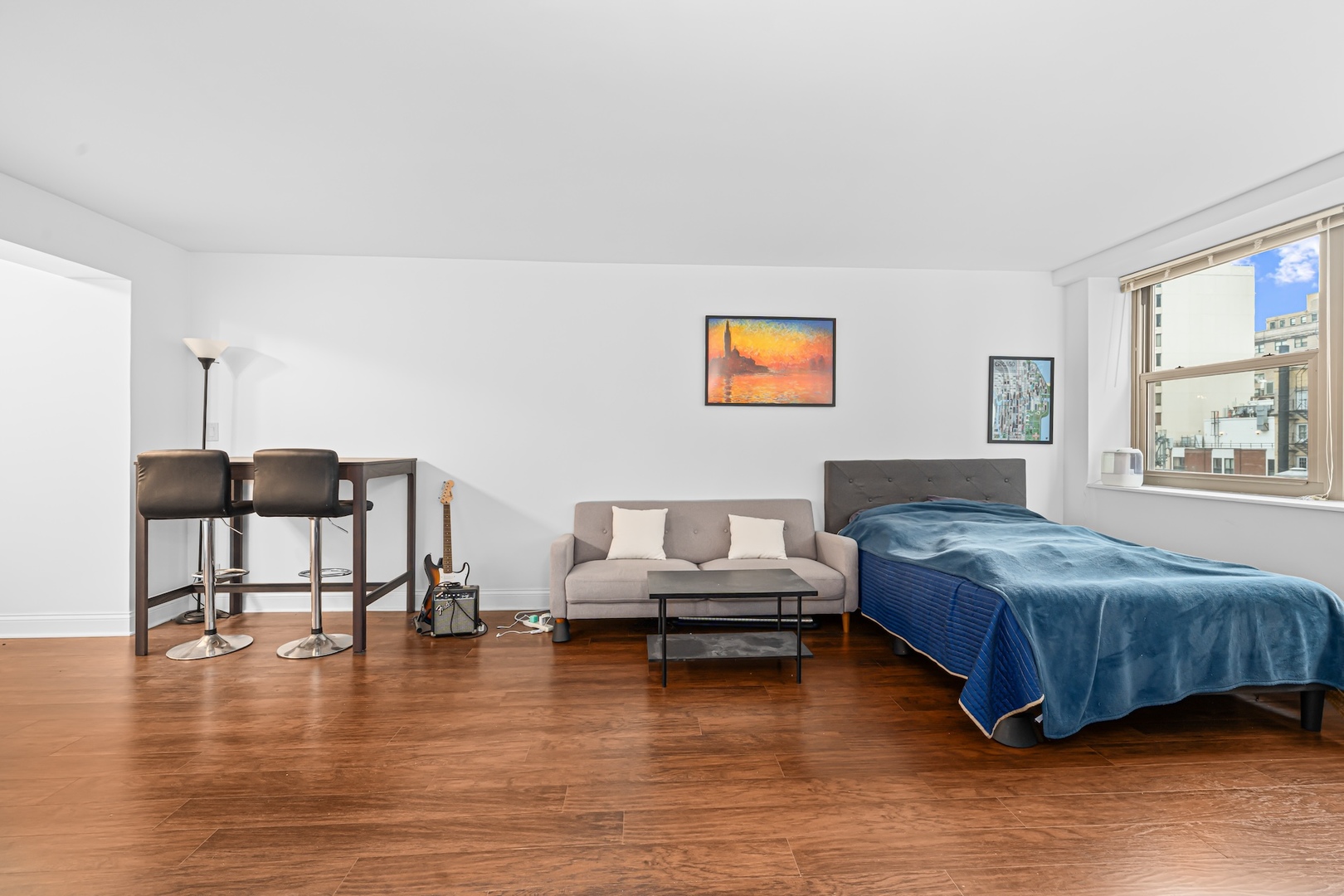 253 E DELAWARE Place 14D