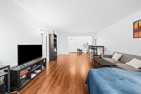 Tiny photo for 253 E DELAWARE Place #14D, Chicago, IL 60611 (MLS # 12520628)