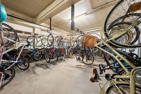 Tiny photo for 253 E DELAWARE Place #14D, Chicago, IL 60611 (MLS # 12520628)