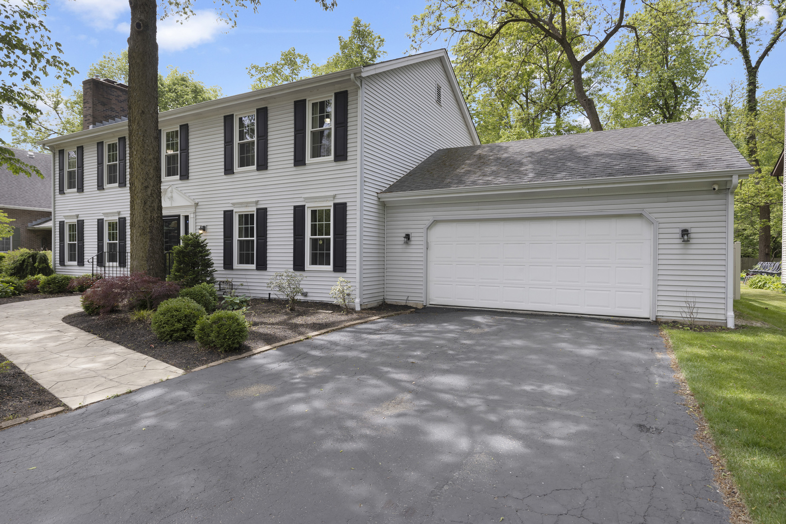 2606 Point O Woods Drive