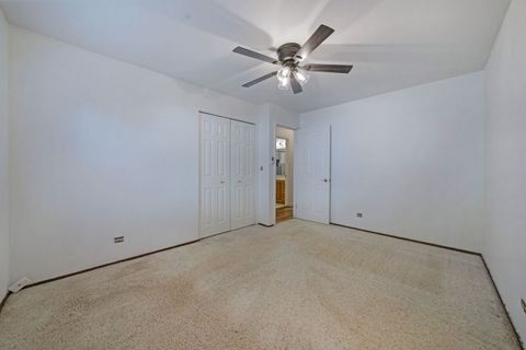 Tiny photo for 181 Lakeview Court, Bloomingdale, IL 60108 (MLS # 12498158)