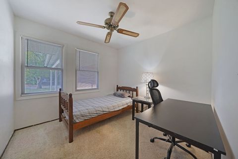 Tiny photo for 181 Lakeview Court, Bloomingdale, IL 60108 (MLS # 12498158)