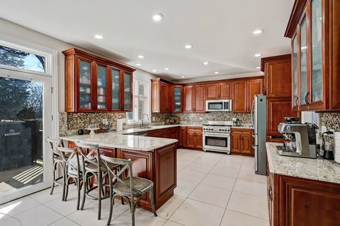 Tiny photo for Burr Ridge, IL 60527 (MLS # 12574407)