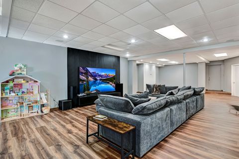 Tiny photo for Burr Ridge, IL 60527 (MLS # 12574407)