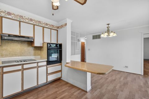 Tiny photo for 568 Cedar Lane, Elk Grove Village, IL 60007 (MLS # 12506456)