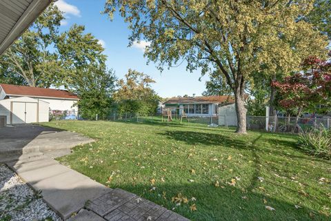 Tiny photo for 568 Cedar Lane, Elk Grove Village, IL 60007 (MLS # 12506456)