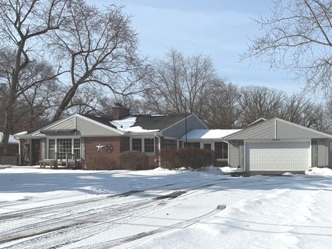 Tiny photo for 37610 N Holdridge Avenue, Beach Park, IL 60087 (MLS # 12565764)