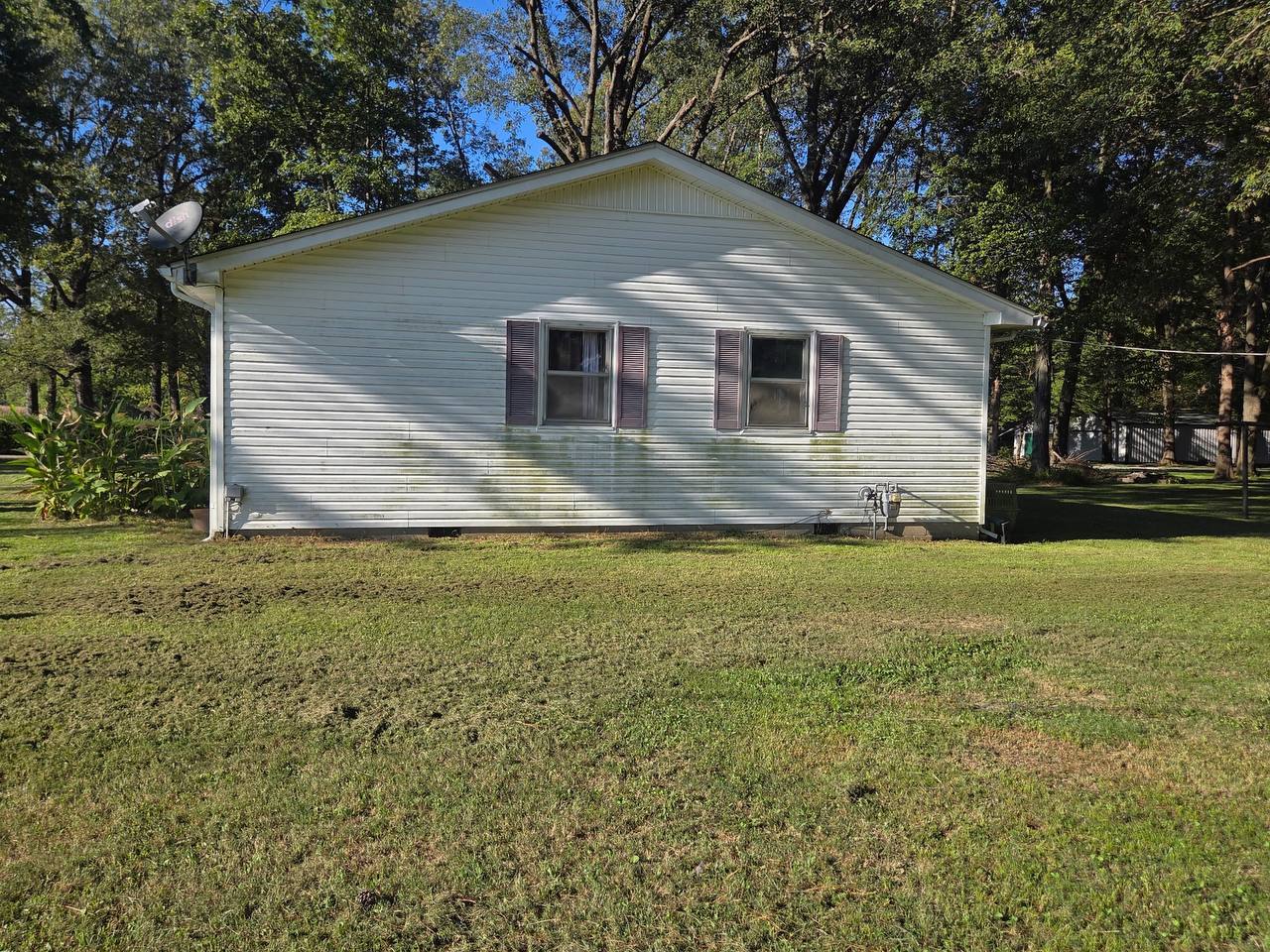 768 AIRPORT Road