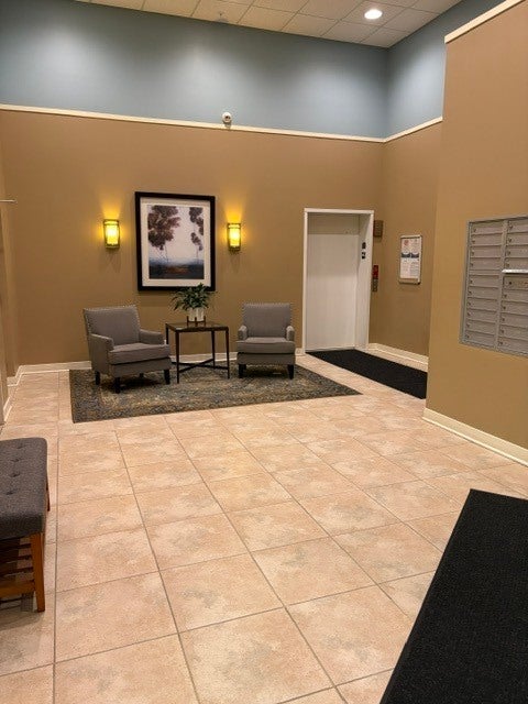 300 Village Circle 207 - Photo 2