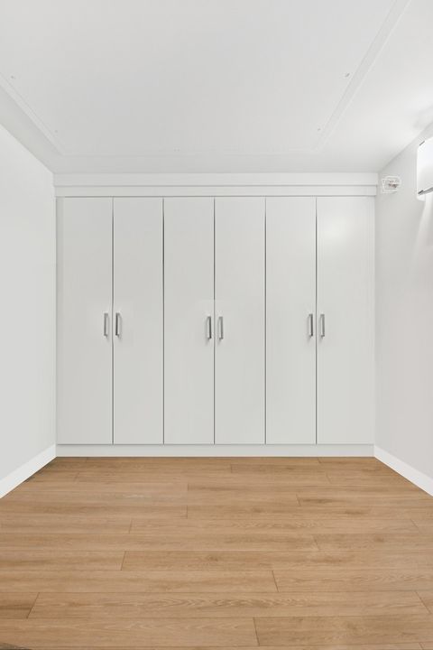 Tiny photo for 132 E DELAWARE Place #5101, Chicago, IL 60611 (MLS # 12471340)