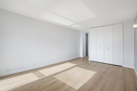 Tiny photo for 3021 S MICHIGAN Avenue #406, Chicago, IL 60616 (MLS # 12631702)