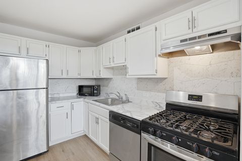 Tiny photo for 3021 S MICHIGAN Avenue #406, Chicago, IL 60616 (MLS # 12631702)
