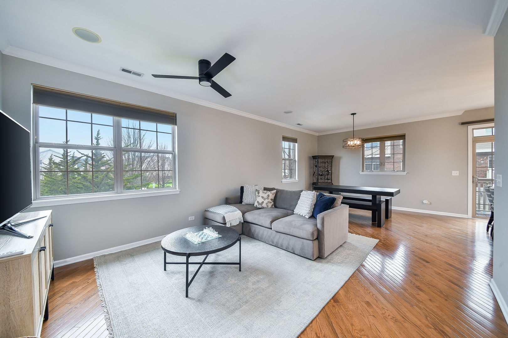 27W753 S Meadowview Drive 1