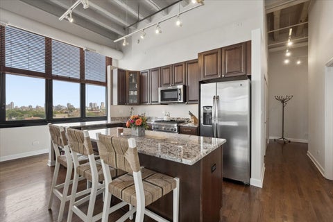 Tiny photo for 1601 W SCHOOL Street #502, Chicago, IL 60657 (MLS # 12675805)