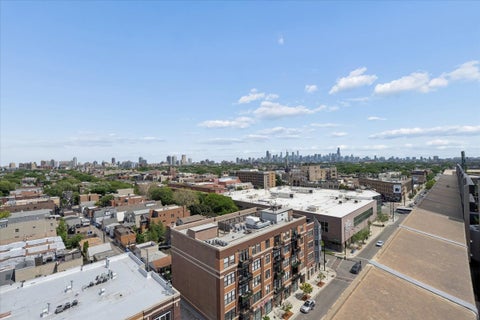 Tiny photo for 1601 W SCHOOL Street #502, Chicago, IL 60657 (MLS # 12675805)