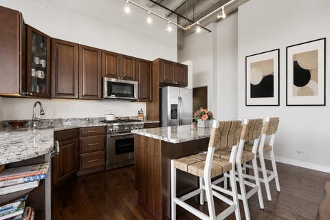 Tiny photo for 1601 W SCHOOL Street #502, Chicago, IL 60657 (MLS # 12675805)