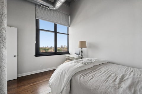 Tiny photo for 1601 W SCHOOL Street #502, Chicago, IL 60657 (MLS # 12675805)