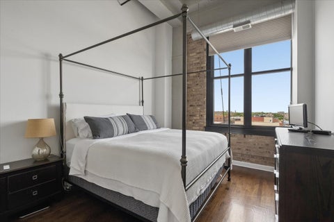 Tiny photo for 1601 W SCHOOL Street #502, Chicago, IL 60657 (MLS # 12675805)