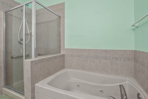 Tiny photo for 8815 Concord Lane #G, Justice, IL 60458 (MLS # 12521731)