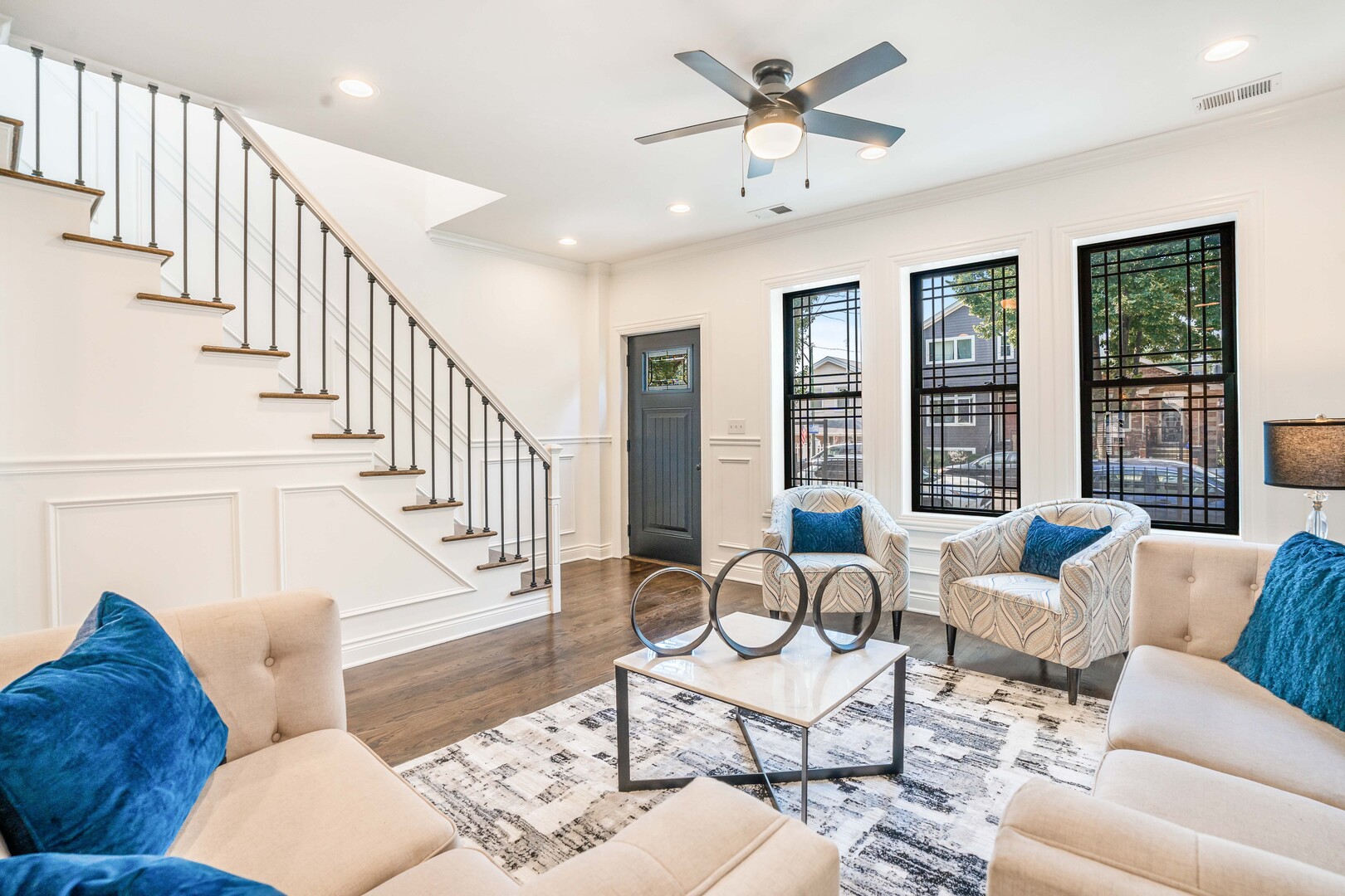 932 W 34th Street