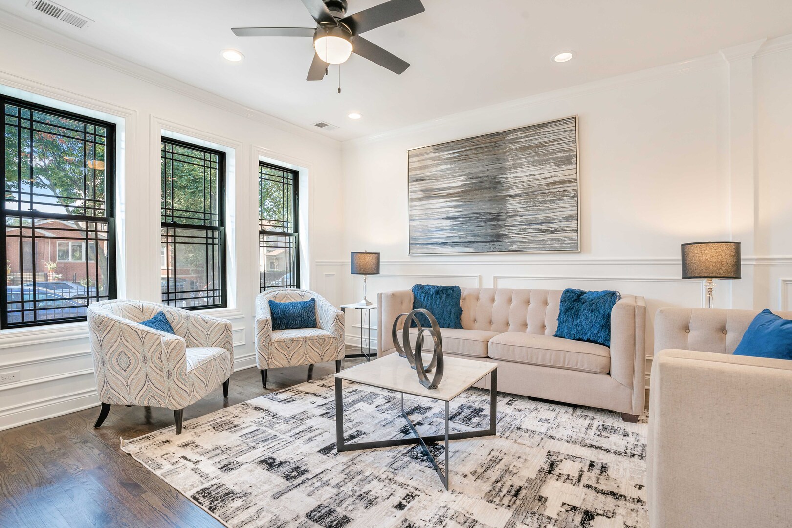 932 W 34th Street