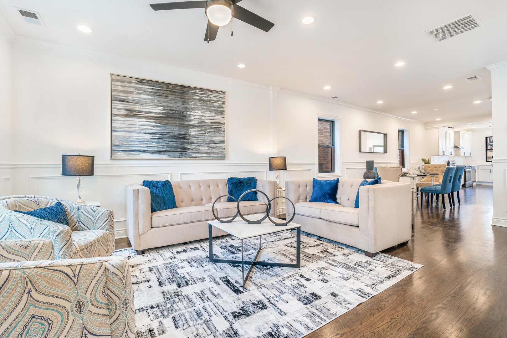 932 W 34th Street