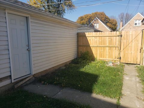Tiny photo for 1040 W 92nd Place, Chicago, IL 60620 (MLS # 12516296)