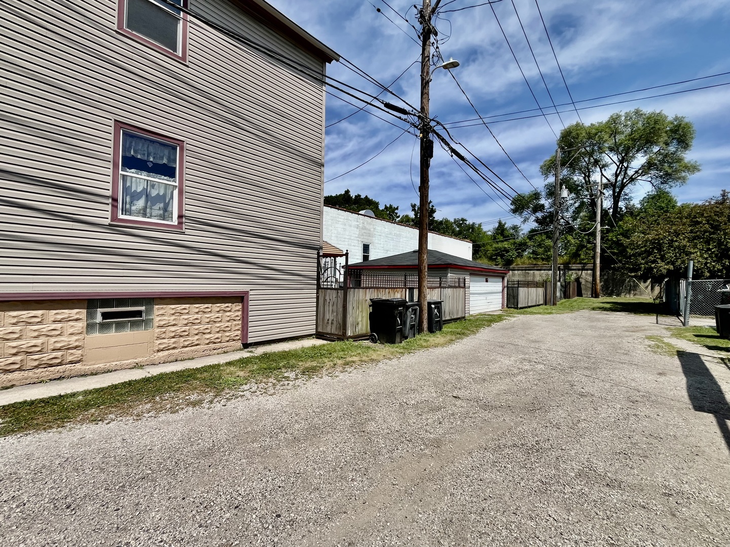 2948 E 95th Street