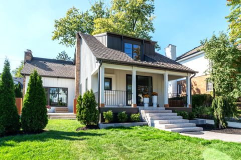 Photo of 438 S Quincy Street, Hinsdale, IL 60521 (MLS # 12489620) Photo of 438 S Quincy Street, Hinsdale, IL 60521 (MLS # 12489620)