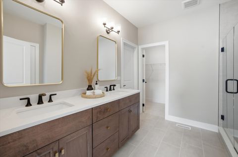 Tiny photo for 16550 Kayla Drive, Lemont, IL 60439 (MLS # 12532016)