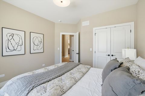 Tiny photo for 16550 Kayla Drive, Lemont, IL 60439 (MLS # 12532016)