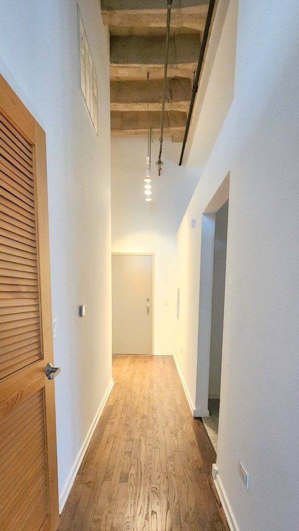 1645 W Ogden Avenue 417