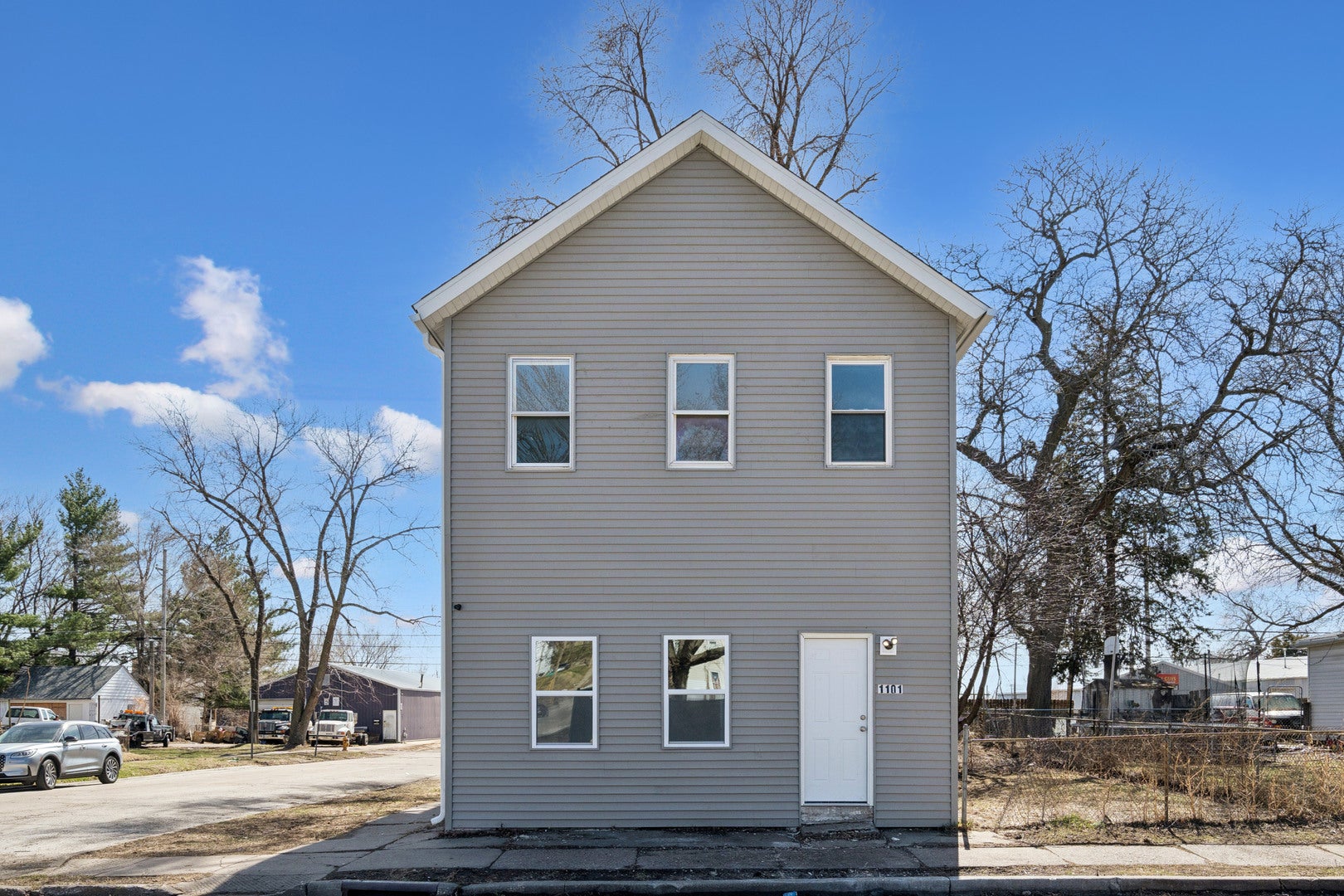 1101 w 6th Street