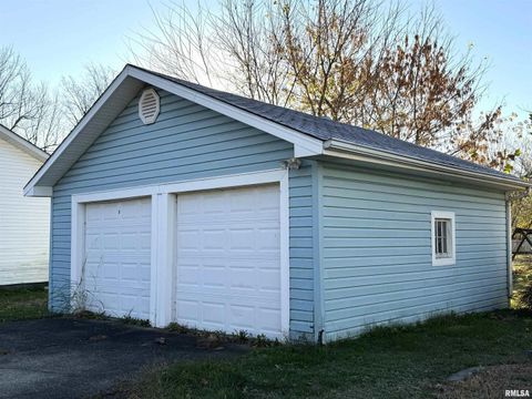 Tiny photo for 1812 NORTH Avenue, Metropolis, IL 62960 (MLS # EB456586)