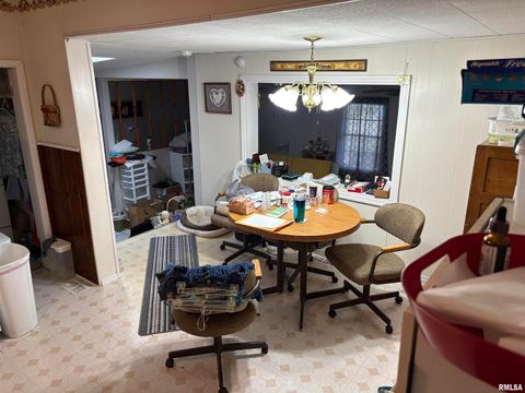 Tiny photo for 714 CEDAR Street, Centralia, IL 62801 (MLS # EB460260)