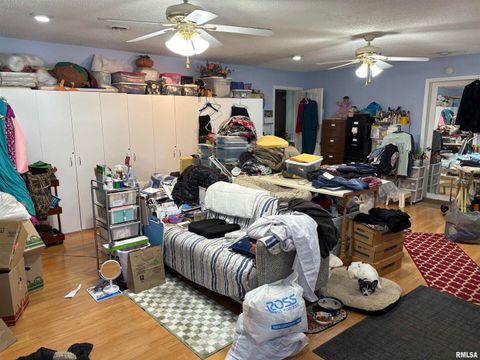 Tiny photo for 714 CEDAR Street, Centralia, IL 62801 (MLS # EB460260)