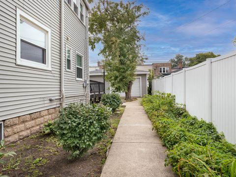 Tiny photo for 3439 W 66th Place, Chicago, IL 60629 (MLS # 12508589)