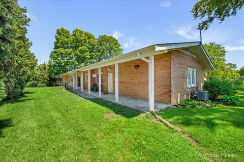 Tiny photo for 824 Skyline Drive, Barrington, IL 60010 (MLS # 12704532)