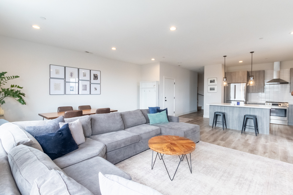 117 S Bell Avenue 4S