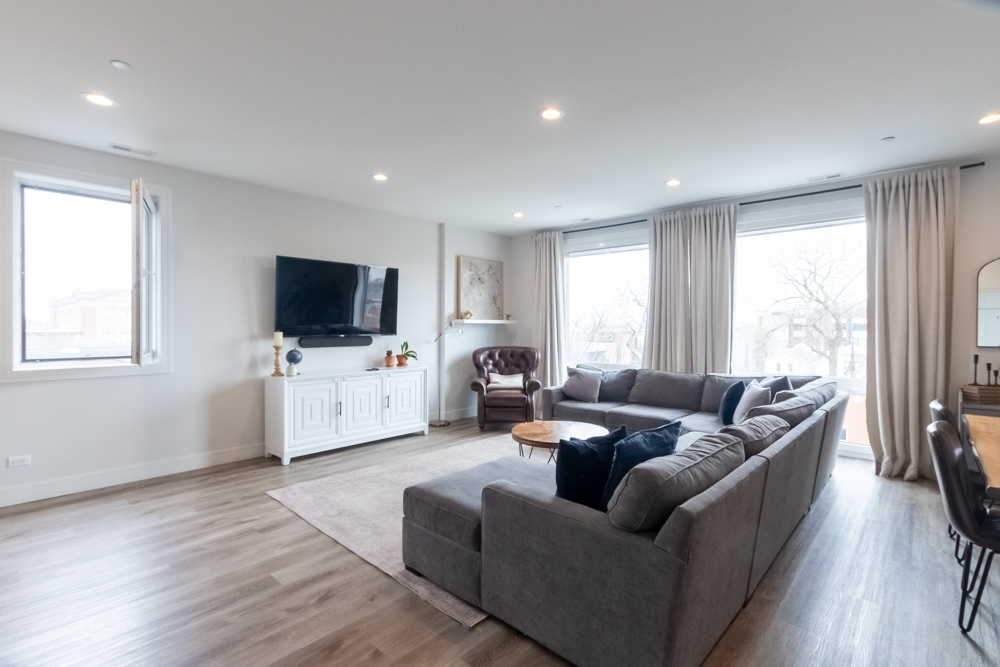 117 S Bell Avenue 4S