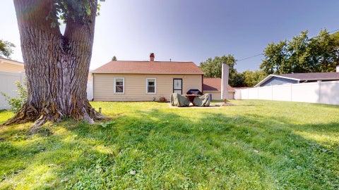 Tiny photo for 100 Edgewood Drive, Streamwood, IL 60107 (MLS # 12716362)