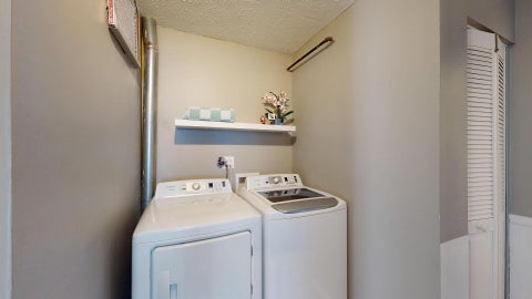 Tiny photo for 100 Edgewood Drive, Streamwood, IL 60107 (MLS # 12716362)
