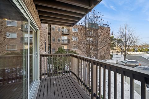 Tiny photo for 675 Grove Terrace #208, Elk Grove Village, IL 60007 (MLS # 12557118)