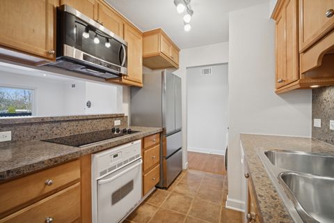 Tiny photo for 675 Grove Terrace #208, Elk Grove Village, IL 60007 (MLS # 12557118)