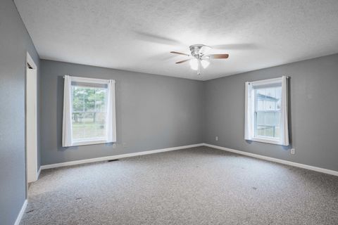Tiny photo for 16245 N McCauley Lane, Mt Vernon, IL 62864 (MLS # 12549796)