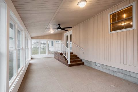 Tiny photo for 16245 N McCauley Lane, Mt Vernon, IL 62864 (MLS # 12549796)