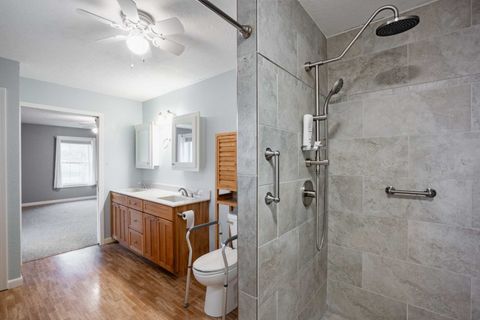 Tiny photo for 16245 N McCauley Lane, Mt Vernon, IL 62864 (MLS # 12549796)