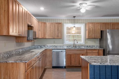 Tiny photo for 16245 N McCauley Lane, Mt Vernon, IL 62864 (MLS # 12549796)