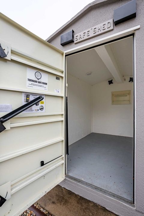 Tiny photo for 16245 N McCauley Lane, Mt Vernon, IL 62864 (MLS # 12549796)