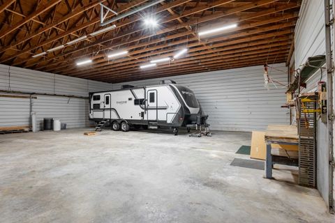 Tiny photo for 16245 N McCauley Lane, Mt Vernon, IL 62864 (MLS # 12549796)